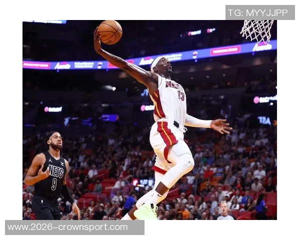 巴特勒半场状态火热8投6中贡献13分还送出4篮板4助攻表现全面 巴特勒半场状态火热8投6中贡献13分还送出4篮板4助攻表现全面